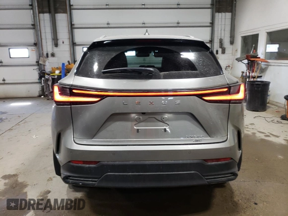 2025 Lexus NX 350 z VIN 2T2AGCEZ3SC069861, wystawiony jako Copart lot #52184715 z przebiegiem 2 709 mil mil oraz Szkoda całkowita • Salvage title. Historia ofert i sprzedaży dostępna na DreamBid. Obrazek 6.