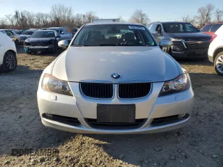 2006 BMW 3 Series 325xi with VIN WBAVD13556KV13231, listed as a Copart auction lot 43919835 with 49,041 mi miles and Salvage Title. Bid and sale history available at carsss.com. Image 5.