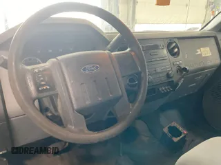 2014 Ford F-250 XL with VIN 1FD7X2B64EEB03645, listed as a IAAI auction lot 42677861 with 354,237 mi miles and . Bid and sale history available at DreamBid. Image 8.