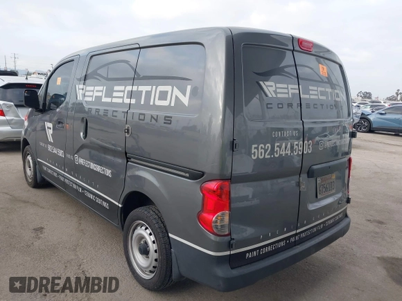 2021 Nissan NV200 SV z VIN 3N6CM0KN2MK690257, wystawiony jako IAAI lot #42086985 z przebiegiem 63 614 mil mil oraz . Historia ofert i sprzedaży dostępna na DreamBid. Obrazek 3.