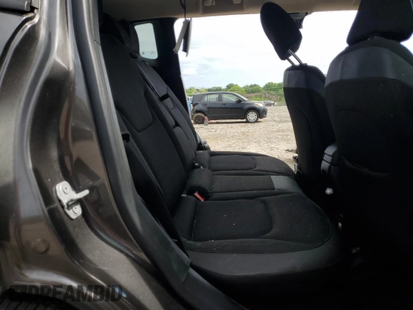 2018 Jeep Renegade Latitude with VIN ZACCJBBB5JPG77352, listed as a Copart auction lot 54854675 with 85,493 mi miles and Salvage title. Bid and sale history available at DreamBid. Image 10.