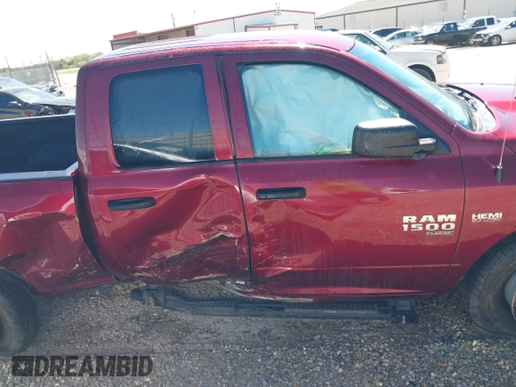 2019 Ram 1500 Classic Tradesman with VIN 1C6RR6FT8KS704222, listed as a IAAI auction lot 41825575 with 117,040 mi miles. Bid and sale history available at carsss.com. Image 13.