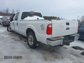 2016 Ford F-250 Lariat with VIN 1FT7W2B6XGEC19443, listed as a IAAI auction lot 41609256 with 114,018 mi miles and . Bid and sale history available at DreamBid. Image 3.