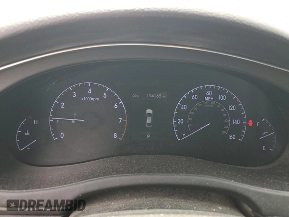 2013 Hyundai Genesis 3.8L with VIN KMHGC4DD2DU220955, listed as a Copart auction lot 55835525 with 194,165 mi miles and Salvage title. Bid and sale history available at DreamBid. Image 9.