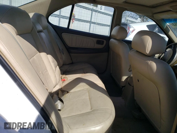 1998 Nissan Altima XE with VIN 1N4DL01D1WC260737, listed as a Copart auction lot 44421064 with 117,023 mi miles and Salvage Title. Bid and sale history available at carsss.com. Image 10.