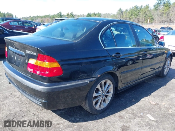 2005 BMW 3 Series 330xi with VIN WBAEW534X5PN40144, listed as a IAAI auction lot 42007301 with 142,252 mi miles and . Bid and sale history available at DreamBid. Image 4.