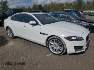 2016 Jaguar XF 35t Prestige with VIN SAJBK4BV3GCY19128, listed as a Copart auction lot 74187394 with 70,510 mi miles and Salvage Title. Bid and sale history available at carsss.com. Image 4.