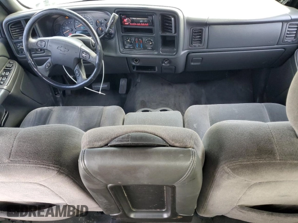 2005 Chevrolet Silverado 1500 LS with VIN 2GCEC13T551223784, listed as a Copart auction lot 51628235 with 131,773 mi miles and Salvage Title. Bid and sale history available at DreamBid. Image 8.