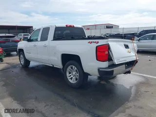 2018 Chevrolet Silverado 1500 LT with VIN 1GCVKREHXJZ298878, listed as a IAAI auction lot 41617944 with 64,847 mi miles. Bid and sale history available at carsss.com. Image 3.