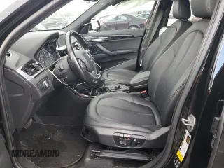 2016 BMW X1 xDrive28i with VIN WBXHT3C38G5E52301, listed as a Copart auction lot 88818445 with 91,221 mi miles and Salvage Title. Bid and sale history available at carsss.com. Image 7.