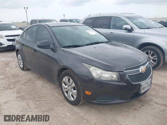 2014 Chevrolet Cruze LS z VIN 1G1PA5SH7E7208234, wystawiony jako IAAI lot #42406322 z przebiegiem 171 414 mil mil oraz . Historia ofert i sprzedaży dostępna na DreamBid. Obrazek 1.