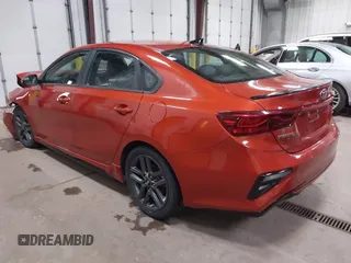 2020 Kia Forte GT-Line z VIN 3KPF34AD3LE206998, wystawiony jako IAAI lot #41913481 z przebiegiem 68 379 mil mil oraz . Historia ofert i sprzedaży dostępna na DreamBid. Obrazek 3.