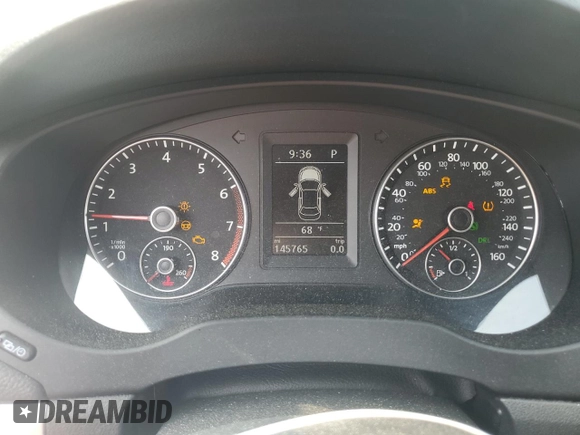 2014 Volkswagen Jetta GLI with VIN 3VW4T7AJ3EM352712, listed as a Copart auction lot 59582825 with 145,765 mi miles and Salvage title. Bid and sale history available at DreamBid. Image 9.