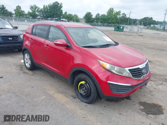 2013 Kia Sportage LX z VIN KNDPB3A20D7380934, wystawiony jako IAAI lot #42764553 z przebiegiem 203 688 mil mil oraz . Historia ofert i sprzedaży dostępna na DreamBid. Obrazek 1.