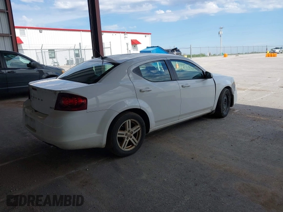 2014 Dodge Avenger SXT z VIN 1C3CDZCB3EN163775, wystawiony jako IAAI lot #42100863 z przebiegiem 178 440 mil mil oraz . Historia ofert i sprzedaży dostępna na DreamBid. Obrazek 4.