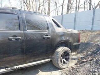 2011 Chevrolet Avalanche LS with VIN 3GNTKEE38BG141508, listed as a IAAI auction lot 42103252 with 107,997 mi miles and . Bid and sale history available at DreamBid. Image 20.