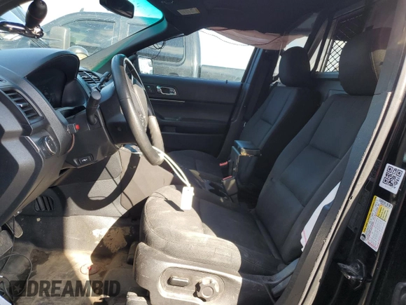 2017 Ford Police Interceptor Utility z VIN 1FM5K8ATXHGC35415, wystawiony jako Copart lot #73063734 z przebiegiem 122 404 mil mil oraz Szkoda całkowita • Salvage title. Historia ofert i sprzedaży dostępna na DreamBid. Obrazek 7.
