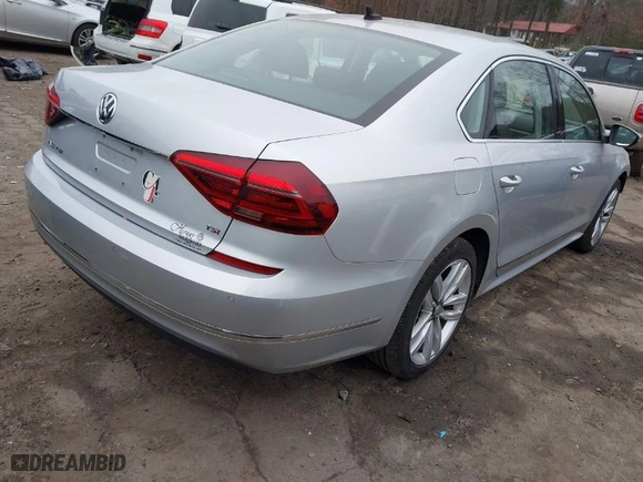 2017 Volkswagen Passat 1.8T SE w/Technology with VIN 1VWGT7A33HC053953, listed as a IAAI auction lot 41187006 with 115,930 mi miles. Bid and sale history available at carsss.com. Image 4.