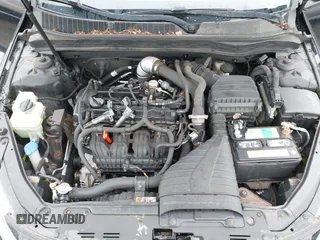 2015 Kia Optima SX Turbo with VIN 5XXGR4A65FG406037, listed as a IAAI auction lot 41975555 with 100,468 mi miles. Bid and sale history available at carsss.com. Image 10.
