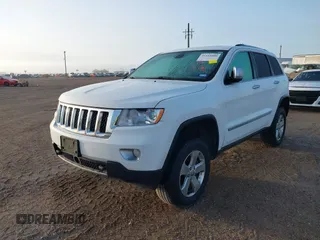 2013 Jeep Grand Cherokee Overland with VIN 1C4RJFCT1DC525098, listed as a IAAI auction lot 41593500 with 80,412 mi miles. Bid and sale history available at carsss.com. Image 2.