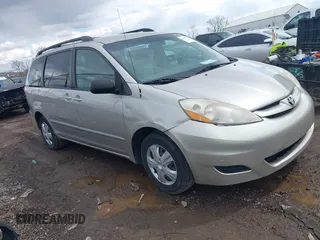 2010 Toyota Sienna CE with VIN 5TDKK4CC1AS339607, listed as a IAAI auction lot 41891135 with 261,666 mi miles. Bid and sale history available at carsss.com. Image 1.