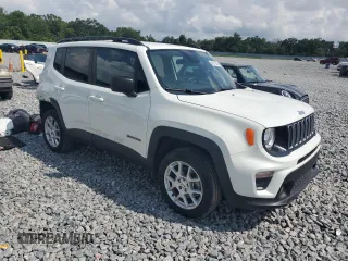 2022 Jeep Renegade Latitude with VIN ZACNJDB10NPN47851, listed as a Copart auction lot 61071255 with 74,763 mi miles and Non repairable. Bid and sale history available at DreamBid. Image 4.
