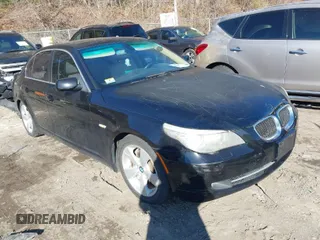 2008 BMW 5 Series 528xi with VIN WBANV13598CZ54306, listed as a IAAI auction lot 41779114 with 118,200 mi miles. Bid and sale history available at carsss.com. Image 1.