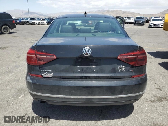 2019 Volkswagen Passat Wolfsburg Edition z VIN 1VWLA7A30KC013728, wystawiony jako Copart lot #56942935 z przebiegiem 117 878 mil mil oraz Szkoda całkowita • Salvage title. Historia ofert i sprzedaży dostępna na DreamBid. Obrazek 6.