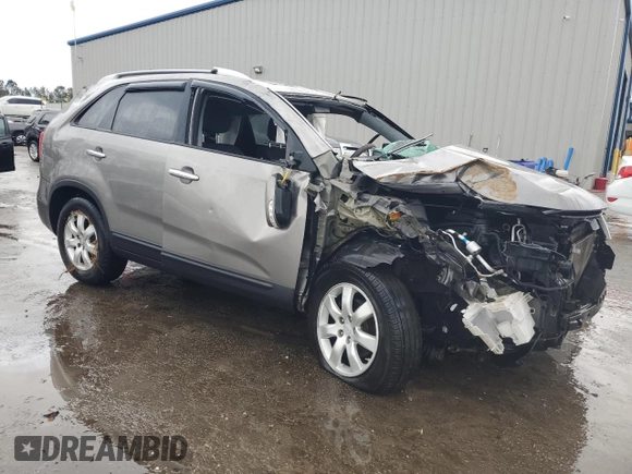 2011 Kia Sorento LX with VIN 5XYKT3A1XBG045811, listed as a Copart auction lot 44232825 with 0 mi miles and Non Repairable. Bid and sale history available at carsss.com. Image 4.