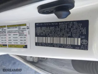 2009 Toyota Matrix with VIN 2T1KU40E99C113853, listed as a IAAI auction lot 41872067 with 179,114 mi miles. Bid and sale history available at carsss.com. Image 9.