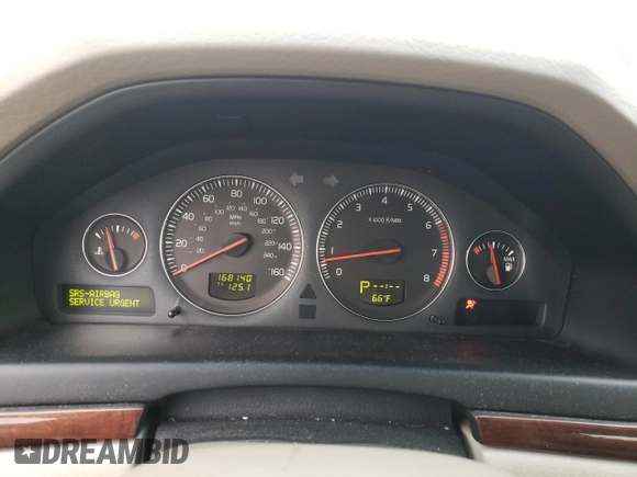 2005 Volvo S80 with VIN YV1TS592351410022, listed as a Copart auction lot 71166454 with 168,140 mi miles and Salvage Title. Bid and sale history available at carsss.com. Image 9.