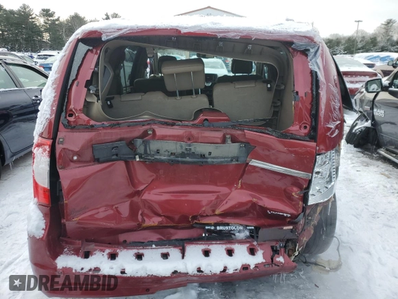 2016 Chrysler Town & Country Limited Platinum with VIN 2C4RC1GG8GR121964, listed as a Copart auction lot 89053505 with 204,277 mi miles and Salvage Title. Bid and sale history available at carsss.com. Image 6.