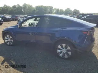 2024 Tesla Model Y Long Range with VIN 7SAYGDEE4RF032154, listed as a Copart auction lot 61973635 with 10,022 mi miles and Salvage title. Bid and sale history available at DreamBid. Image 2.