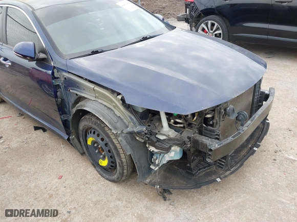2018 Kia Optima S with VIN 5XXGT4L3XJG188920, listed as a IAAI auction lot 41433493 with 129,639 mi miles. Bid and sale history available at carsss.com. Image 6.