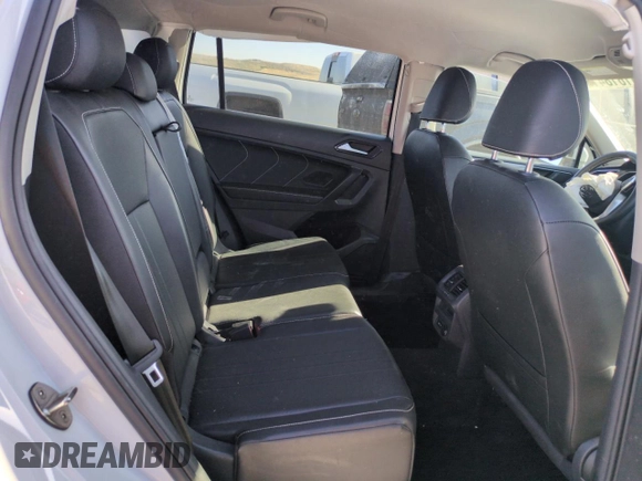 2022 Volkswagen Tiguan SE with VIN 3VV2B7AX4NM049103, listed as a Copart auction lot 61491515 with 39,658 mi miles and Salvage title. Bid and sale history available at DreamBid. Image 10.