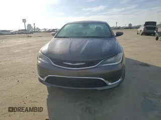 2015 Chrysler 200 Limited z VIN 1C3CCCAB0FN675000, wystawiony jako Copart lot #48125755 z przebiegiem 132 501 mil mil oraz Szkody całkowita. Historia ofert i sprzedaży dostępna na DreamBid. Obrazek 11.