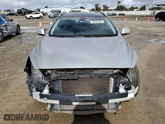 2018 Infiniti QX30 Premium with VIN SJKCH5CP0JA048053, listed as a Copart auction lot 48202385 with 90,578 mi miles and Salvage title. Bid and sale history available at DreamBid. Image 5.