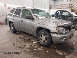 2006 Chevrolet TrailBlazer LS with VIN 1GNDT13S562139458, listed as a IAAI auction lot 41545068 with 208,914 mi miles and . Bid and sale history available at DreamBid. Image 1.