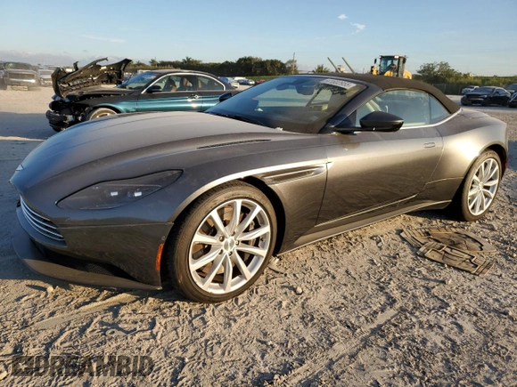 2019 Aston Martin DB11 z VIN SCFRMFCWXKGM06894, wystawiony jako Copart lot #41602955 z przebiegiem Nie podano mil oraz Szkoda całkowita • Salvage title. Historia ofert i sprzedaży dostępna na DreamBid. Obrazek 1.