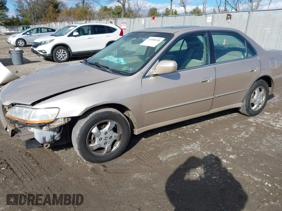 2000 Honda Accord EX z VIN 1HGCG6672YA069215, wystawiony jako IAAI lot #41508330 z przebiegiem 138 721 mil mil oraz . Historia ofert i sprzedaży dostępna na DreamBid. Obrazek 18.