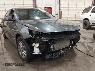2019 Kia Optima LX with VIN 5XXGT4L33KG375854, listed as a IAAI auction lot 42235507 with 87,789 mi miles and . Bid and sale history available at DreamBid. Image 18.
