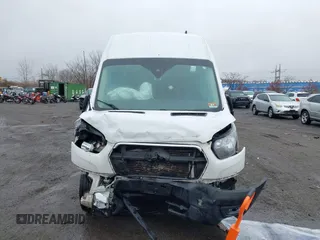 2020 Ford Transit Cargo с VIN 1FTBW3X88LKB37233, выставлен на аукционе IAAI как лот 40882872 с пробегом 101 171 миль миль и . История ставок и продаж доступна на DreamBid. Изображение 12.