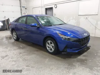2022 Hyundai Elantra SE with VIN KMHLL4AG8NU368302, listed as a IAAI auction lot 41493595 with 56,823 mi miles. Bid and sale history available at carsss.com. Image 1.