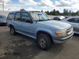 1998 Ford Explorer XLT z VIN 1FMZU35P8WZA89318, wystawiony jako Copart lot #71262134 z przebiegiem 160 028 mil mil oraz Szkoda całkowita • Salvage title. Historia ofert i sprzedaży dostępna na DreamBid. Obrazek 4.