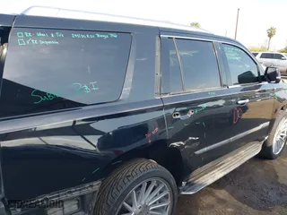 2017 Cadillac Escalade Luxury with VIN 1GYS4BKJ1HR201261, listed as a IAAI auction lot 41764863 with 125,101 mi miles. Bid and sale history available at carsss.com. Image 6.