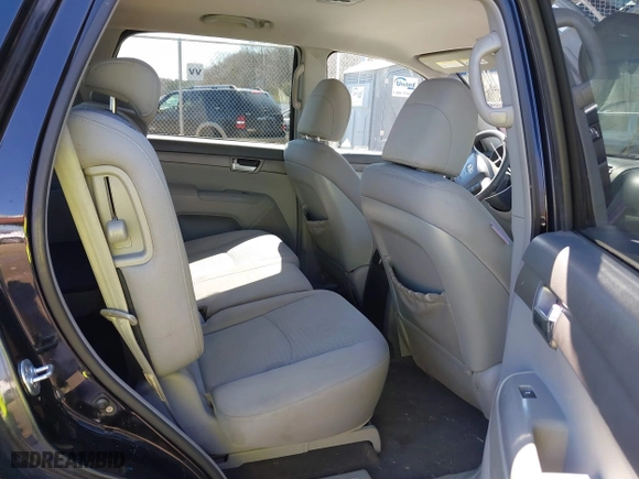 2009 Kia Borrego LX with VIN KNDJJ741995037531, listed as a IAAI auction lot 41738591 with 210,029 mi miles. Bid and sale history available at carsss.com. Image 8.