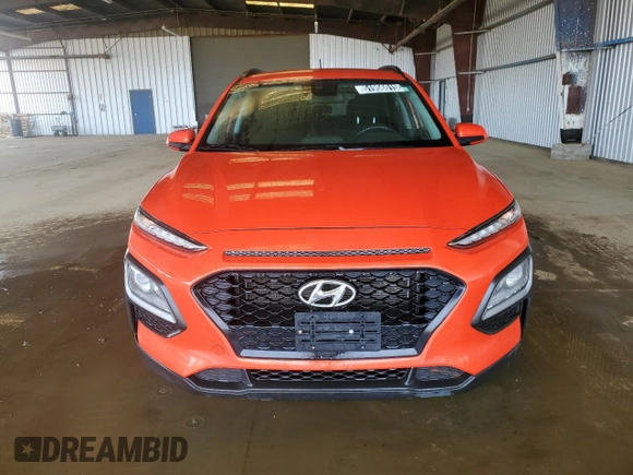 2020 Hyundai Kona SEL with VIN KM8K2CAAXLU467298, listed as a Copart auction lot 51956015 with 33,631 mi miles and Clean Title. Bid and sale history available at DreamBid. Image 5.