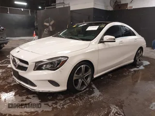 2019 Mercedes-Benz CLA 250 z VIN WDDSJ4GB8KN765229, wystawiony jako IAAI lot #41548902 z przebiegiem 57 608 mil mil oraz . Historia ofert i sprzedaży dostępna na DreamBid. Obrazek 17.