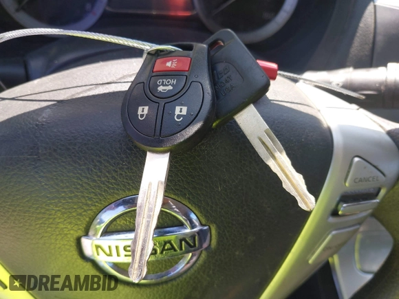 2013 Nissan Sentra SR with VIN 3N1AB7AP2DL562934, listed as a IAAI auction lot 42080452 with 182,053 mi miles and . Bid and sale history available at DreamBid. Image 11.
