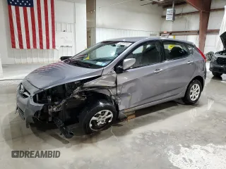 2013 Hyundai Accent GL with VIN KMHCT5AE6DU129091, listed as a Copart auction lot 52282095 with 203,493 mi miles and Salvage Title. Bid and sale history available at carsss.com. Image 1.
